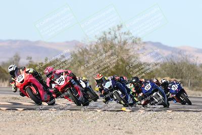 media/Dec-06-2025-CVMA (Sat) [[4a896cc04c]]/Race 4-Formula Middleweight/